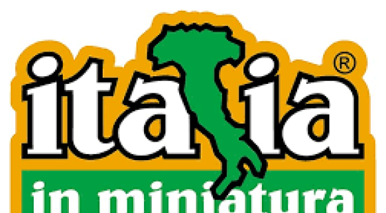 Italia in Miniatura: parco tematico con monumenti in scala.